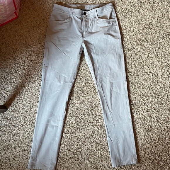 Vuori Men's Pants - Picture 1 of 4
